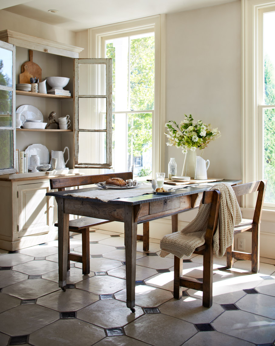 alec-hemer-photography-Anderson-kitchen-table